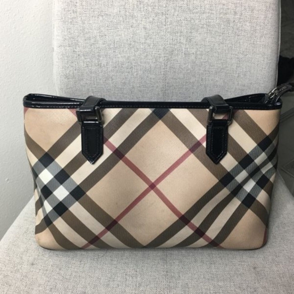 Burberry Nova Check Shoulder Bag